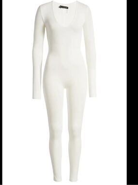 NWT naked wardrobe White Long-Sleeve V-Neck Jumpsuit - XS
